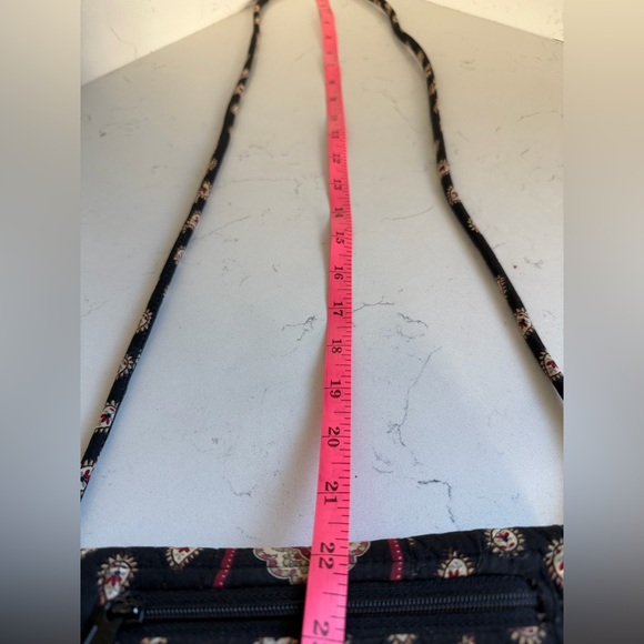 Vera Bradley wallet‎ ~black paisley vintage pattern~ with crossbody strap - Picture 5 of 7